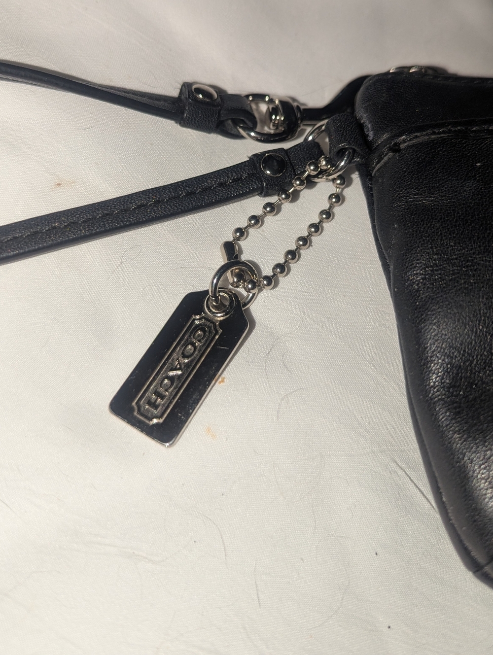 Coach Black Leather Wristlet Clutch with Logo Charm - Picture 5 of 9